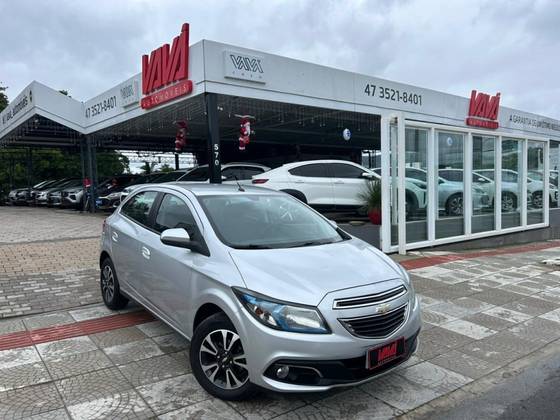 CHEVROLET ONIX 1.4 MPFI LTZ 8V FLEX 4P MANUAL
